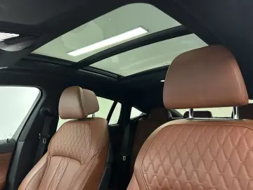 X6 xDrive30d Drivingass. Pano. AHK Head-Up DAB