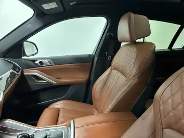 X6 xDrive30d Drivingass. Pano. AHK Head-Up DAB