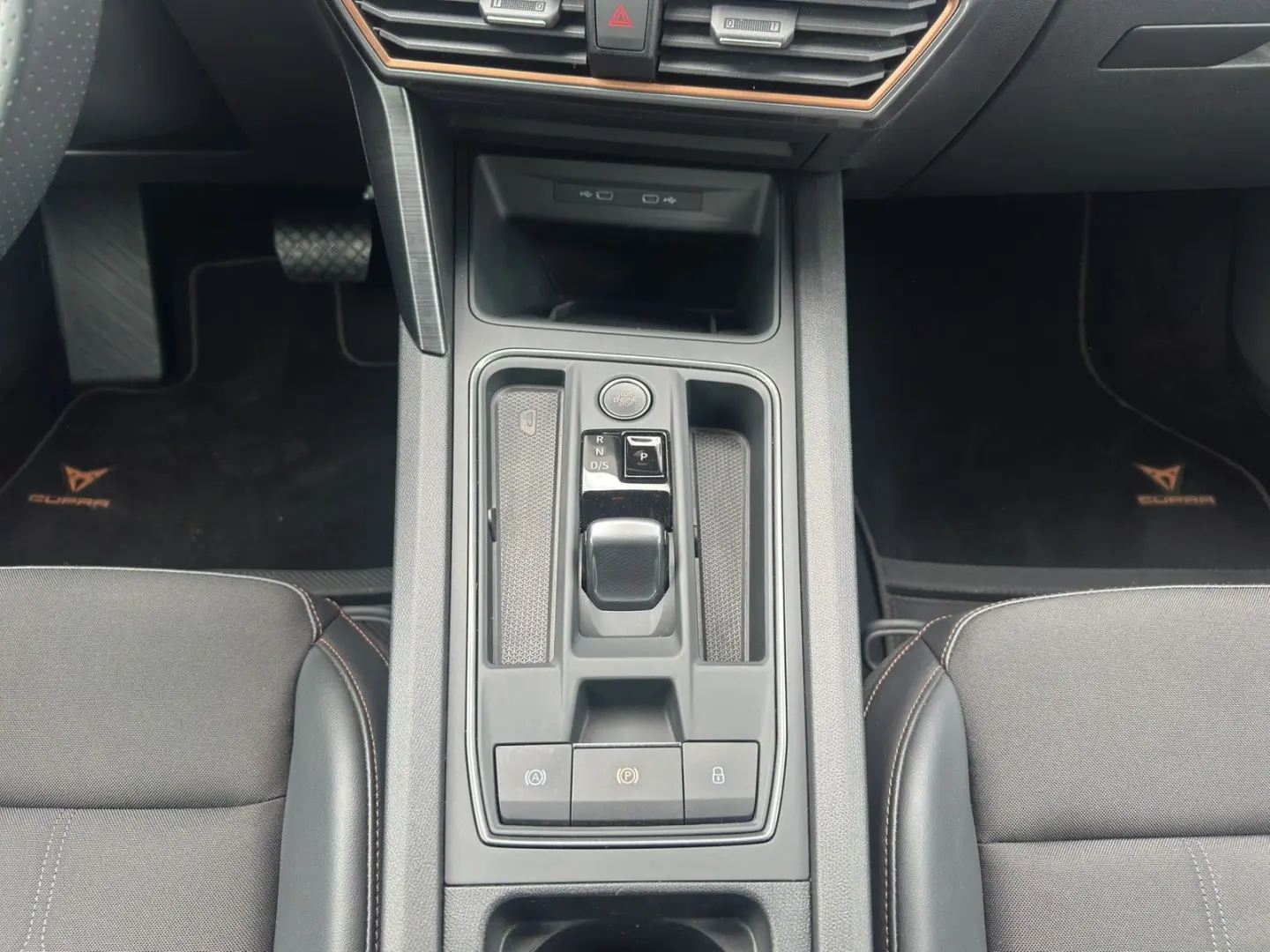 Formentor 2.0 TDI 4Drive DSG Navi LED SHZ PDC