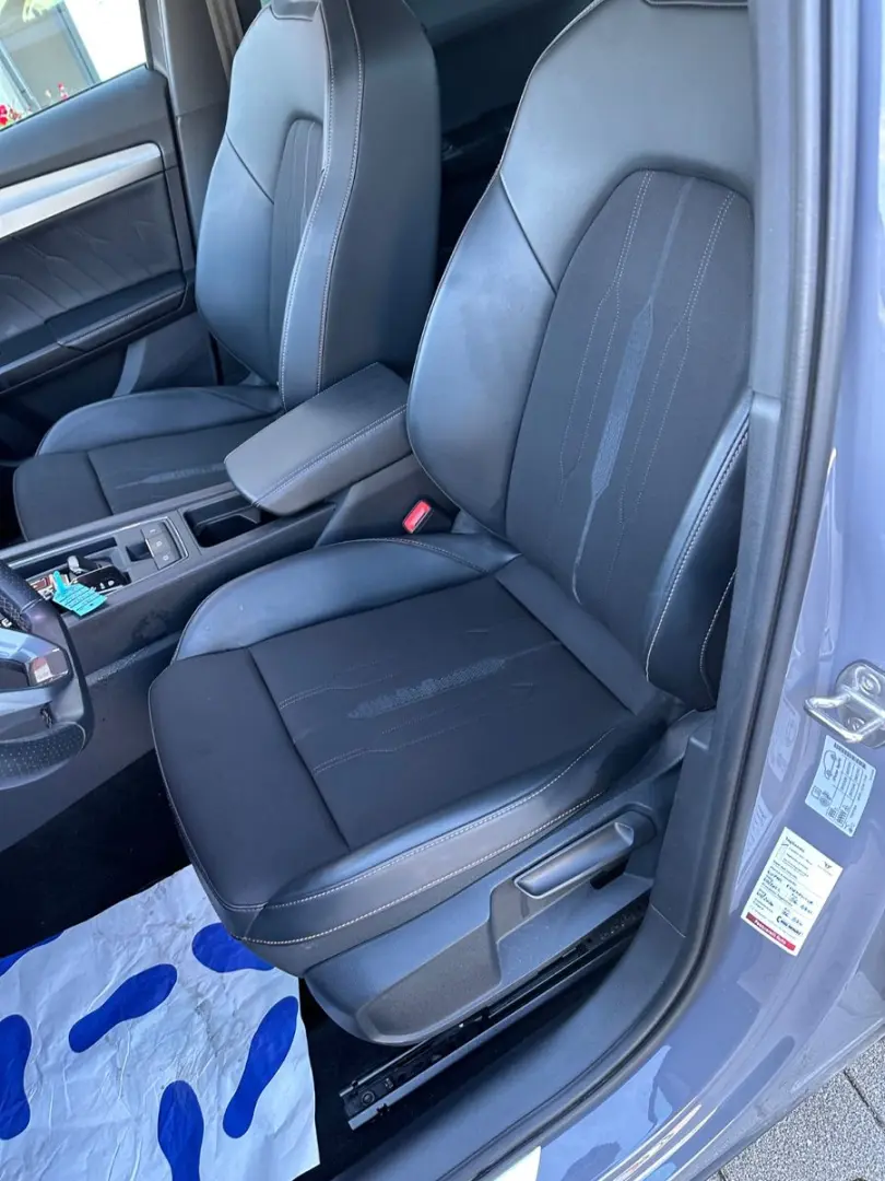 Formentor 2 0TDI DSG  4D FULL LED DAB ACC 220V