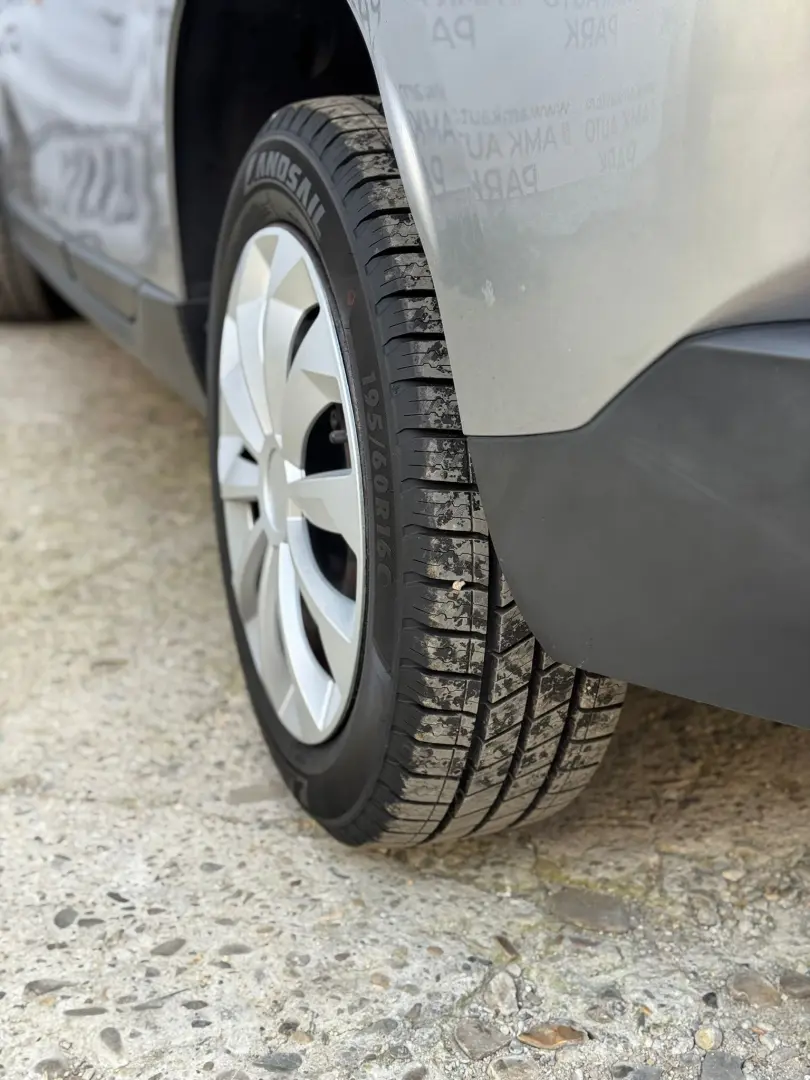 Peugeot 2008 – 1.6 diesel