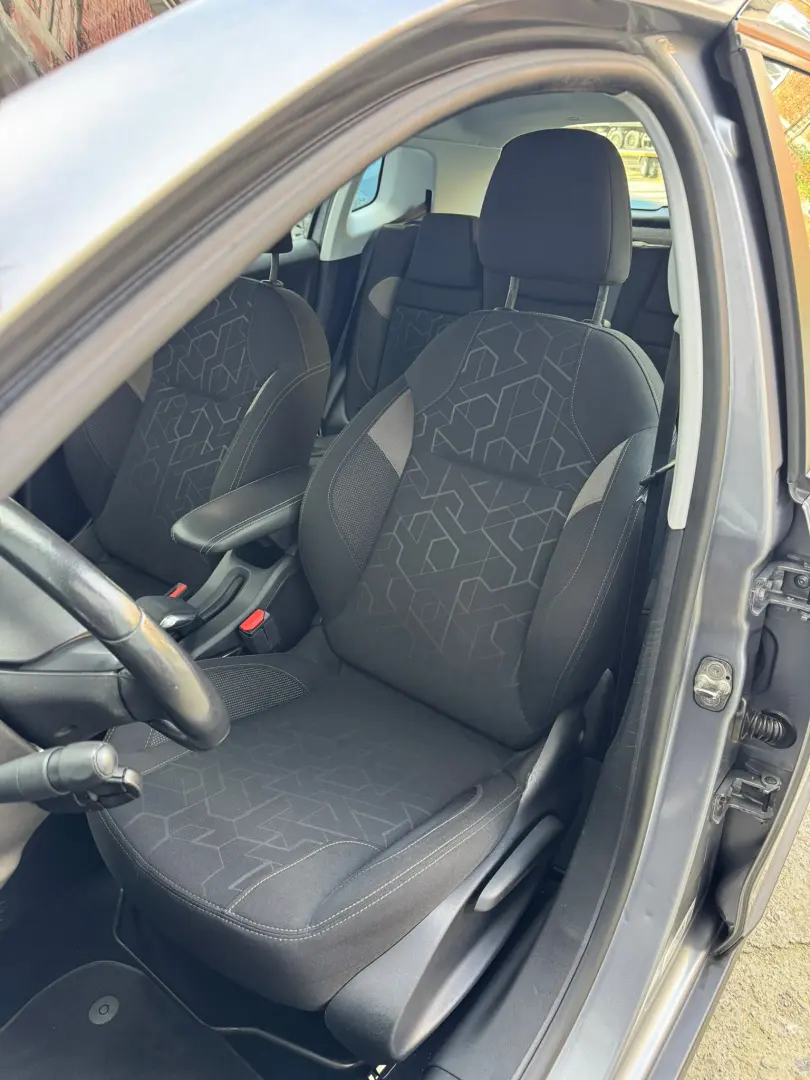 Peugeot 2008 – 1.6 diesel