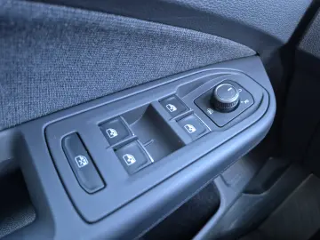 Volkswagen Golf 1.0 eTSI MHEV 110 CP DSG Life 2024