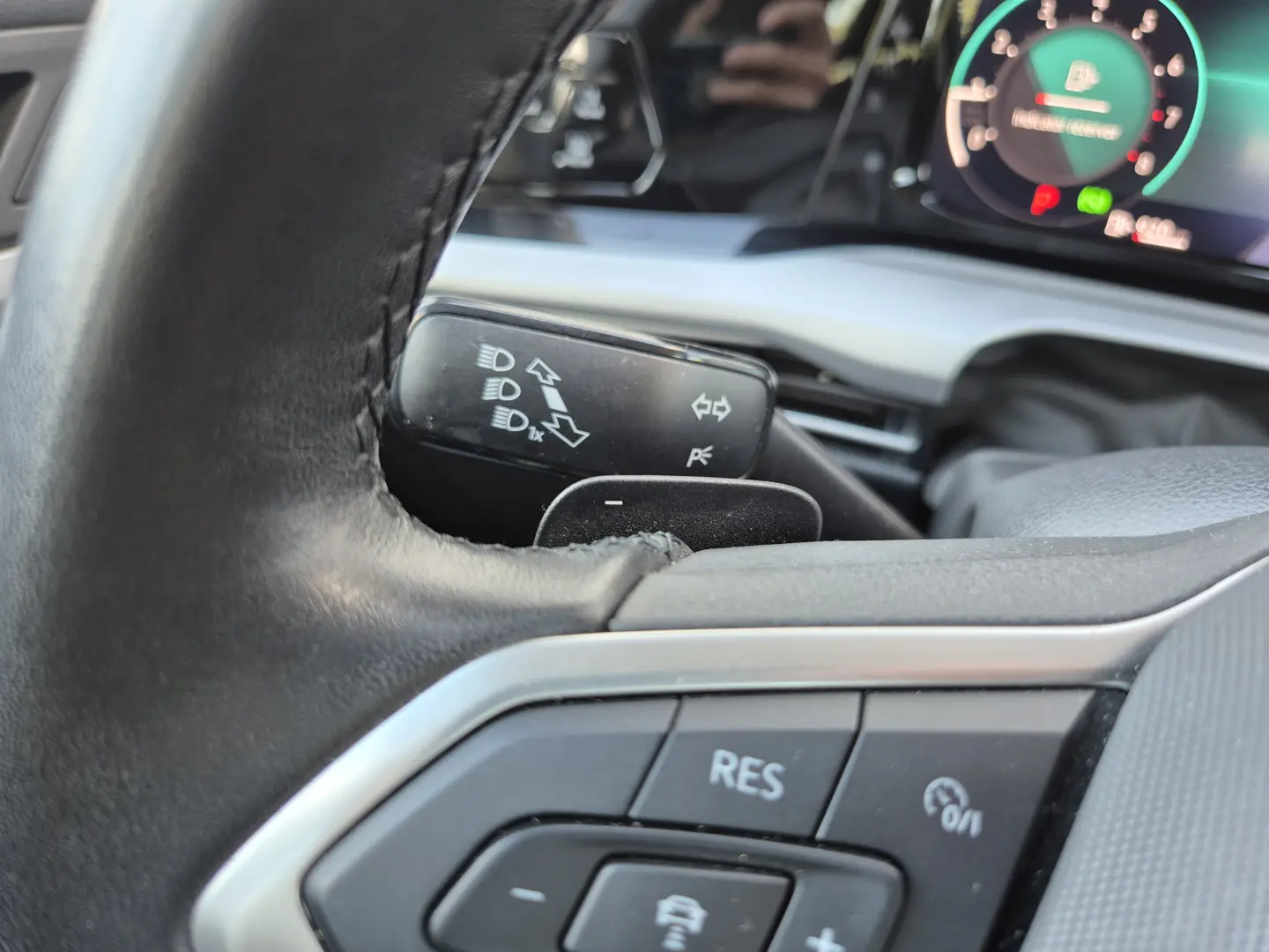 Volkswagen Golf 1.0 eTSI MHEV 110 CP DSG Life 2024