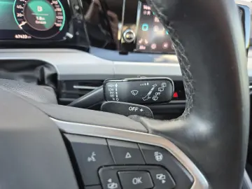 Volkswagen Golf 1.0 eTSI MHEV 110 CP DSG Life 2024