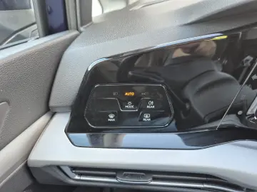 Volkswagen Golf 1.0 eTSI MHEV 110 CP DSG Life 2024