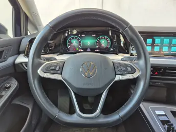 Volkswagen Golf 1.0 eTSI MHEV 110 CP DSG Life 2024