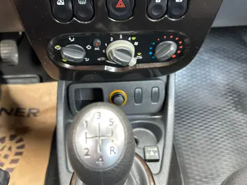 Dacia Duster  – 2011