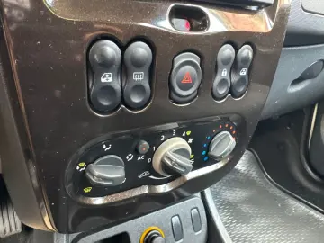 Dacia Duster  – 2011