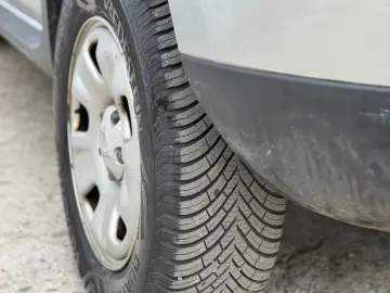 Dacia Duster  – 2011