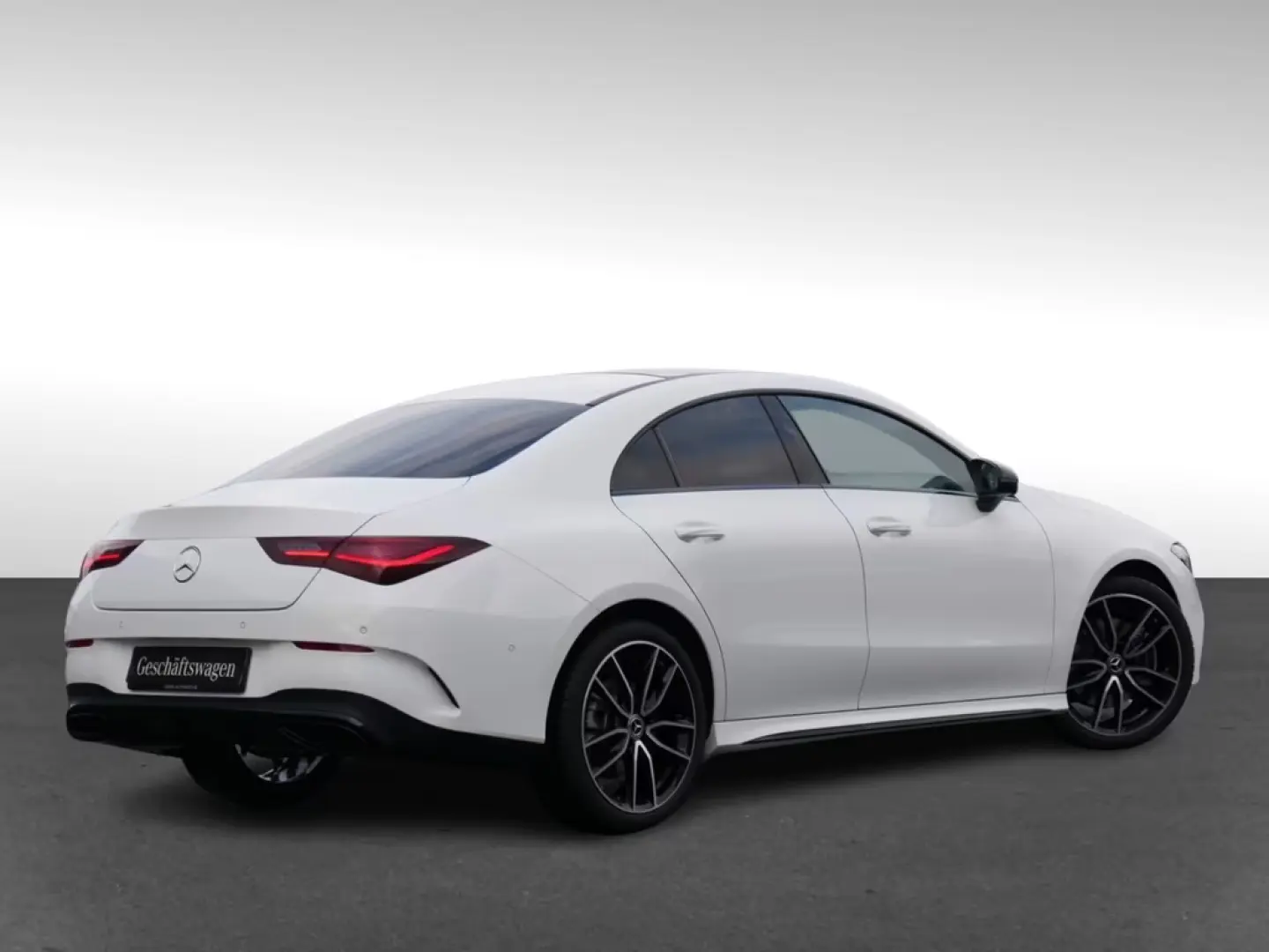 Mercedes-Benz CLA 200 Coupé  AMG NIGHT NAVI MBeam PANO 360