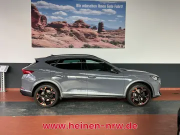 Formentor VZ 2.0 TSI DSG LED NAVI ACC KAMERA