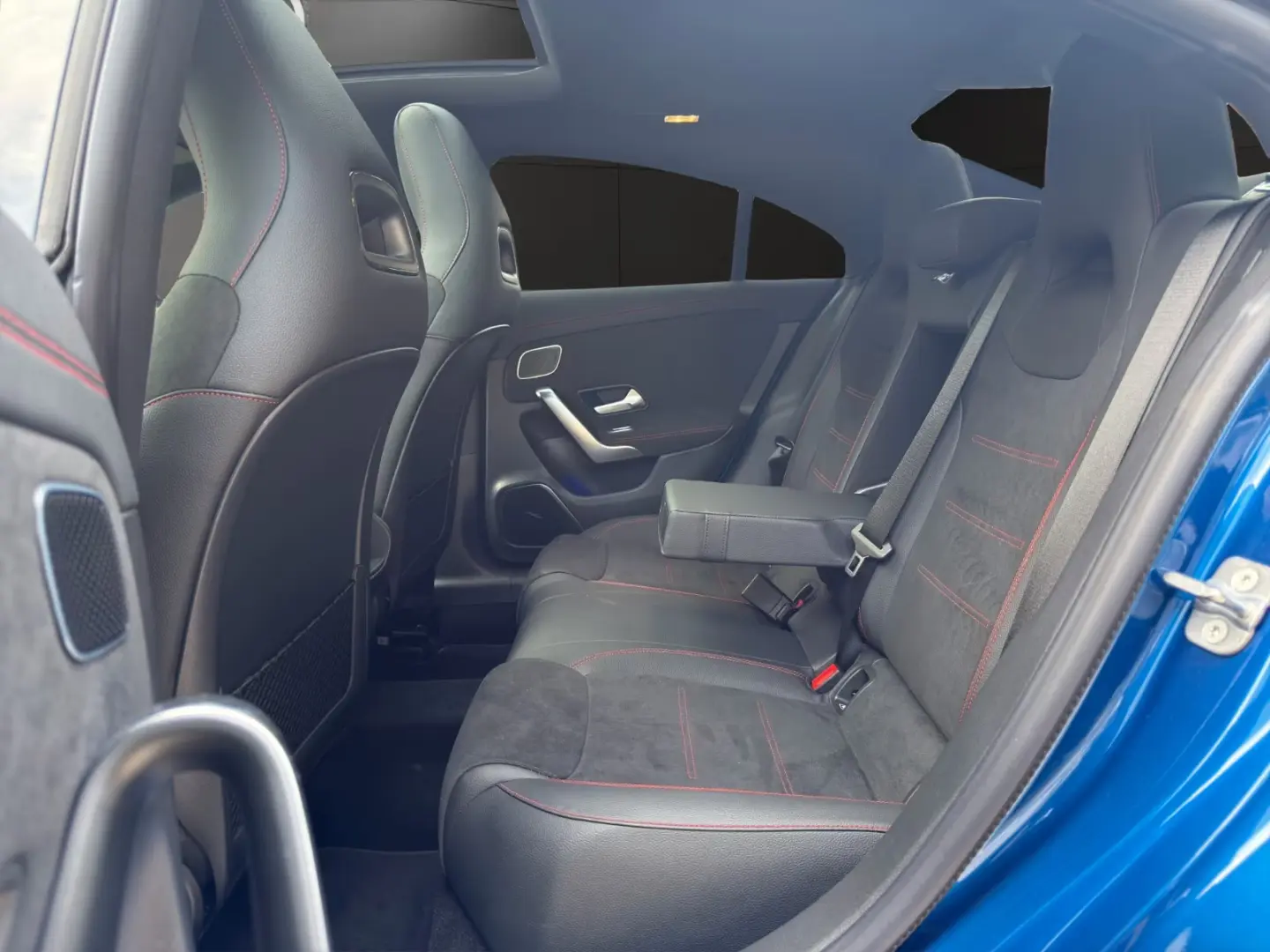 Mercedes-Benz CLA 200 AMG Pano Head.Up Burmester 360