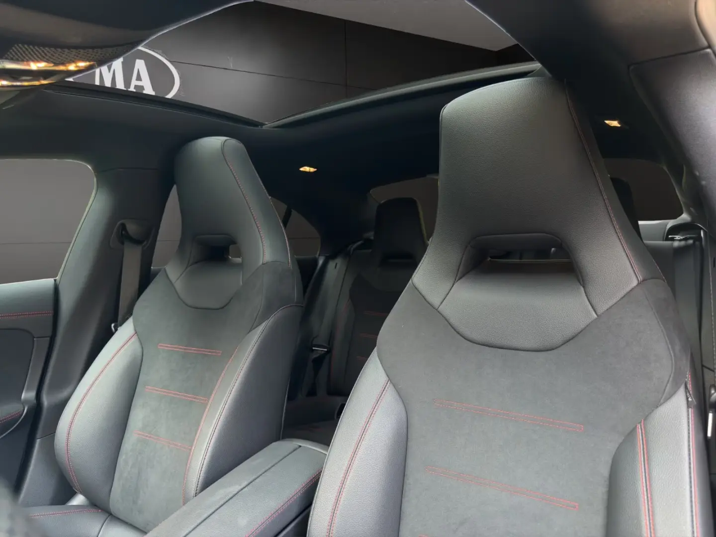 Mercedes-Benz CLA 200 AMG Pano Head.Up Burmester 360