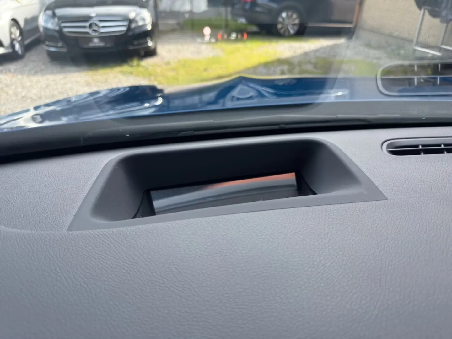 Mercedes-Benz CLA 200 AMG Pano Head.Up Burmester 360