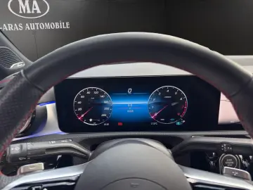 Mercedes-Benz CLA 200 AMG Pano Head.Up Burmester 360