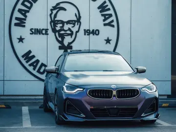 BMW M240i