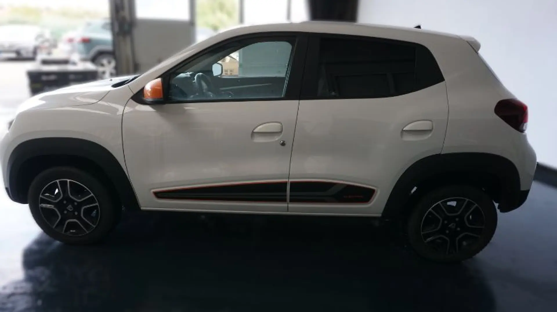 DACIA SPRING BEV 27kWh Expression Plus Auto