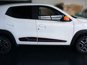 DACIA SPRING BEV 27kWh Expression Plus Auto