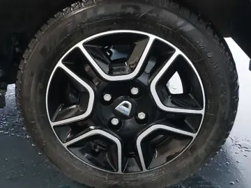 DACIA SPRING BEV 27kWh Expression Plus Auto