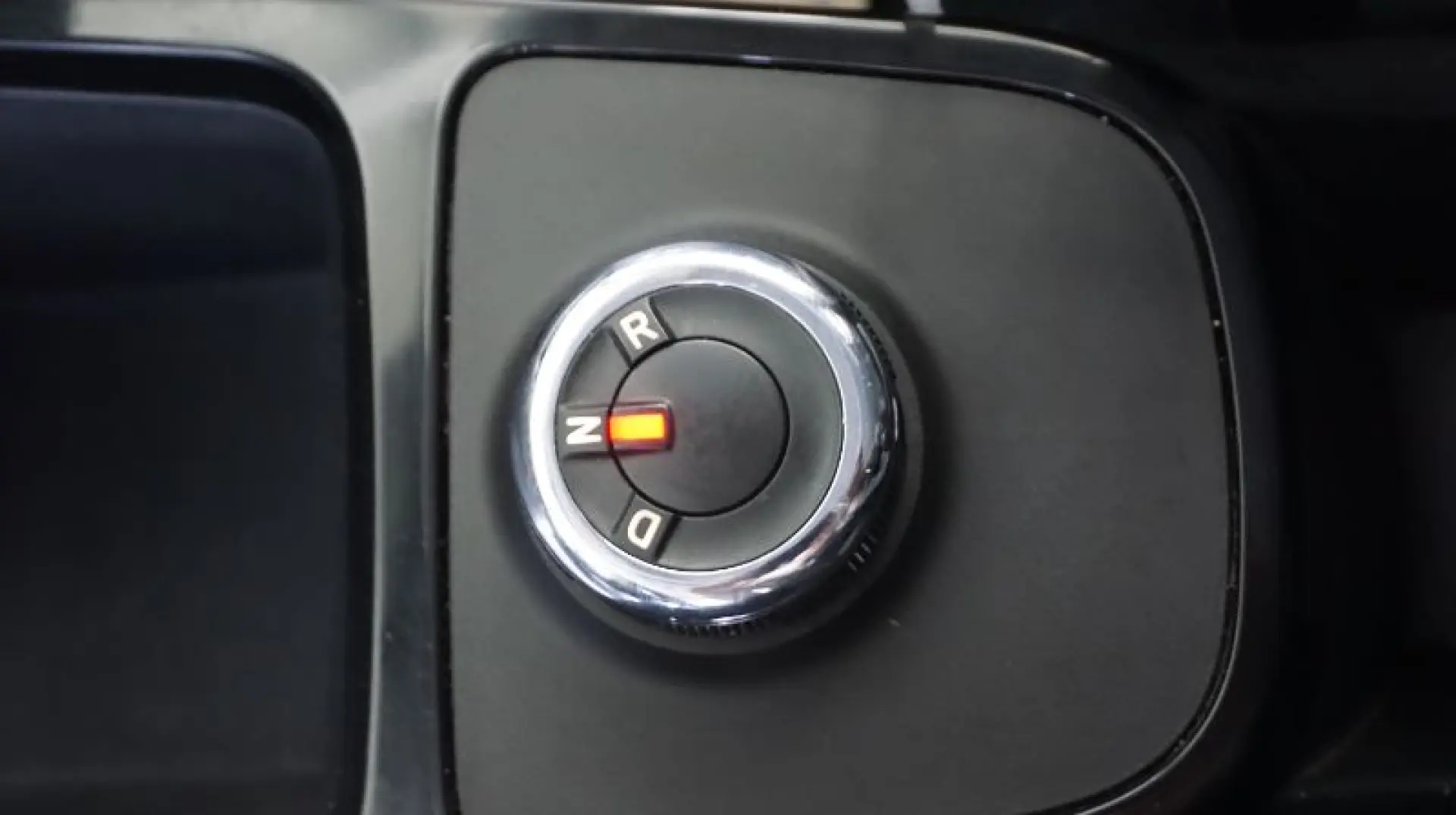 DACIA SPRING BEV 27kWh Expression Plus Auto