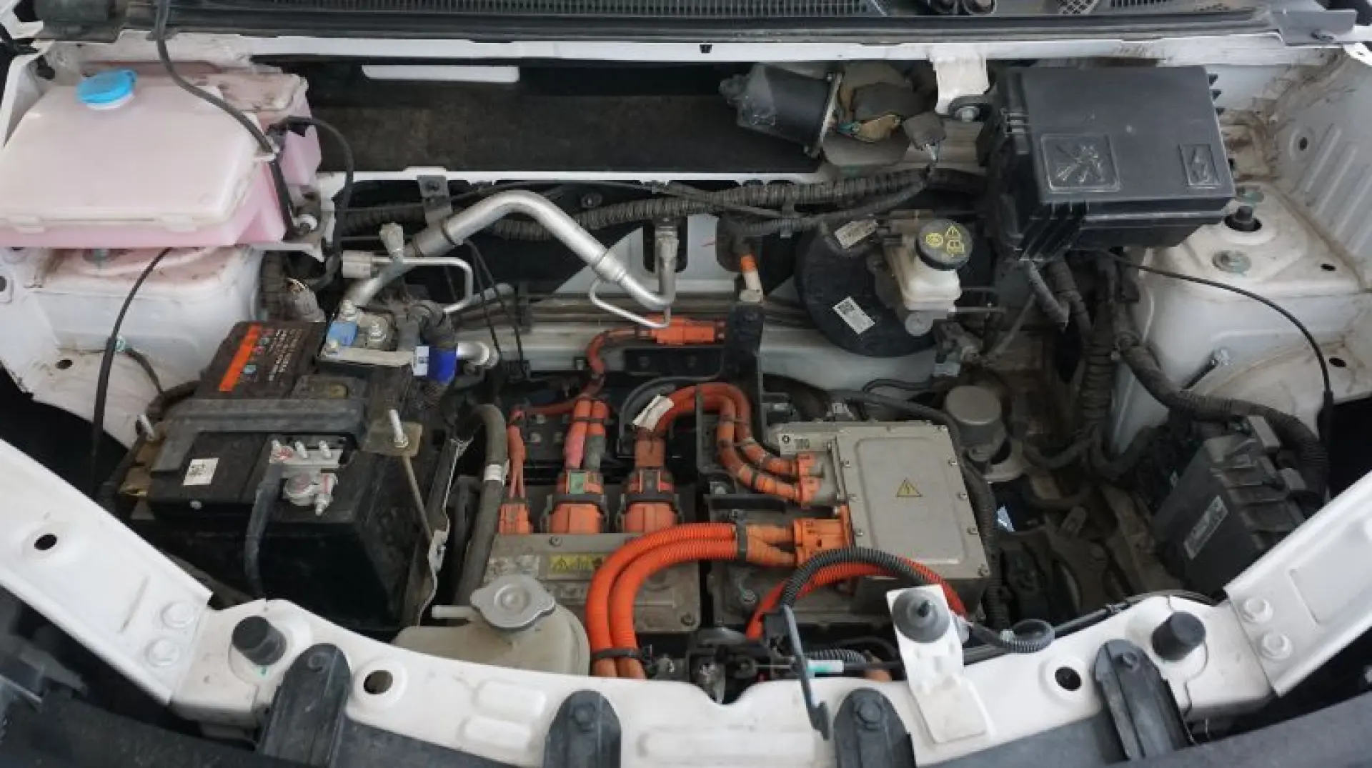 DACIA SPRING BEV 27kWh Expression Plus Auto