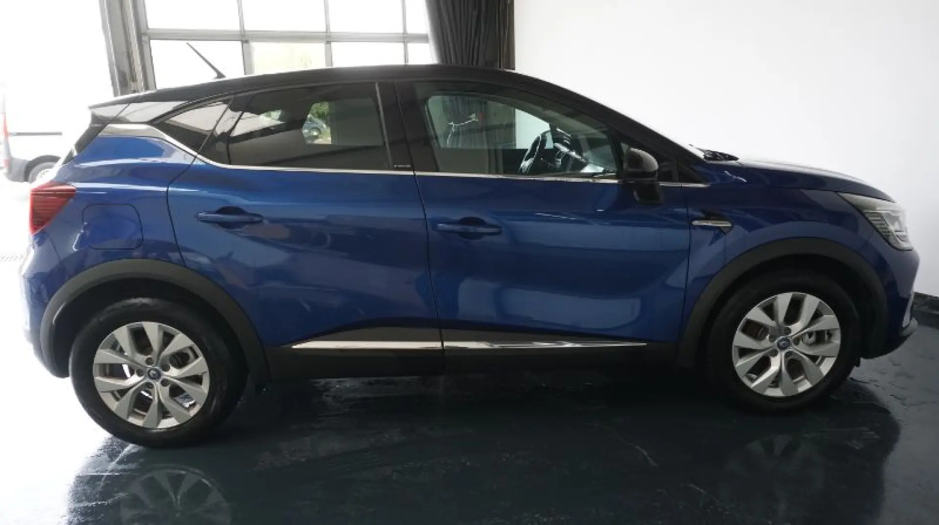 RENAULT CAPTUR 1.6 E-Tech 160CP Intens Plug-In