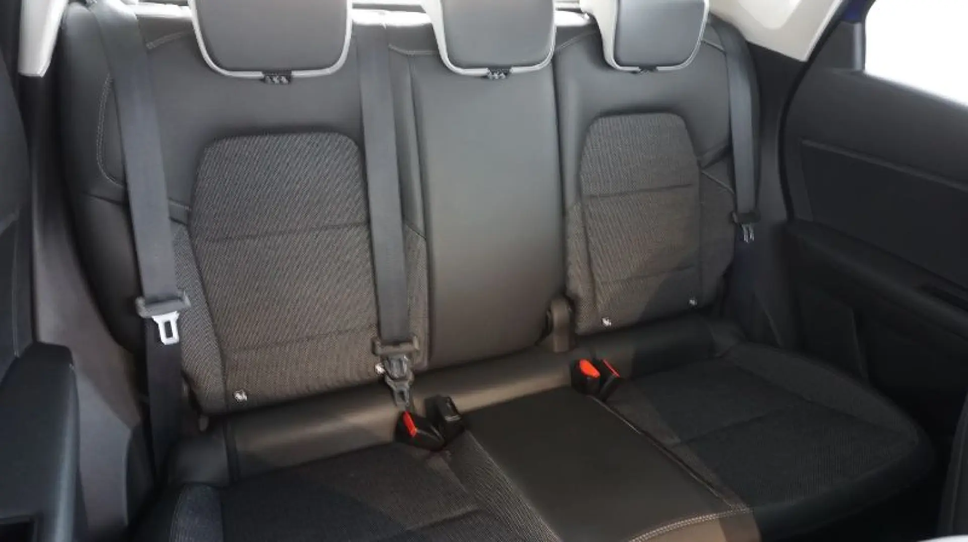 RENAULT CAPTUR 1.6 E-Tech 160CP Intens Plug-In