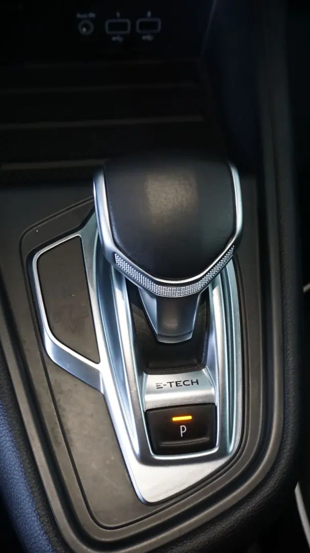 RENAULT CAPTUR 1.6 E-Tech 160CP Intens Plug-In