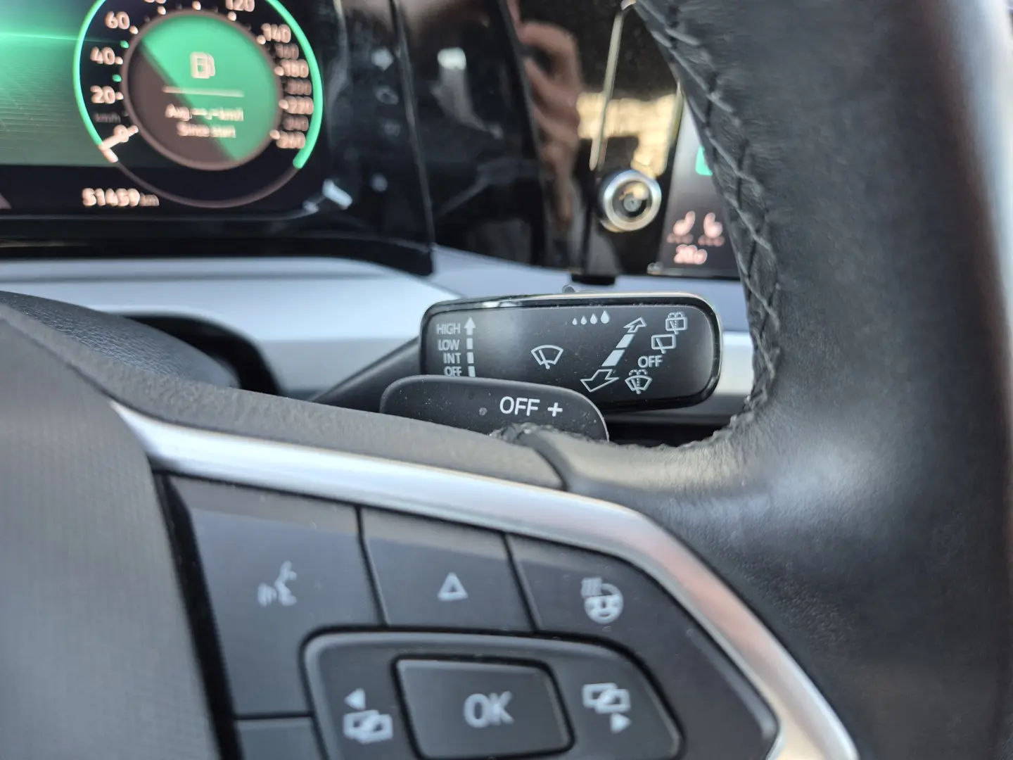 Volkswagen Golf 1.0 eTSI MHEV 110 CP DSG Life 2024