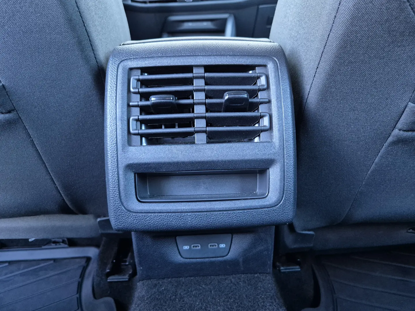 Volkswagen Golf 1.0 eTSI MHEV 110 CP DSG Life 2024