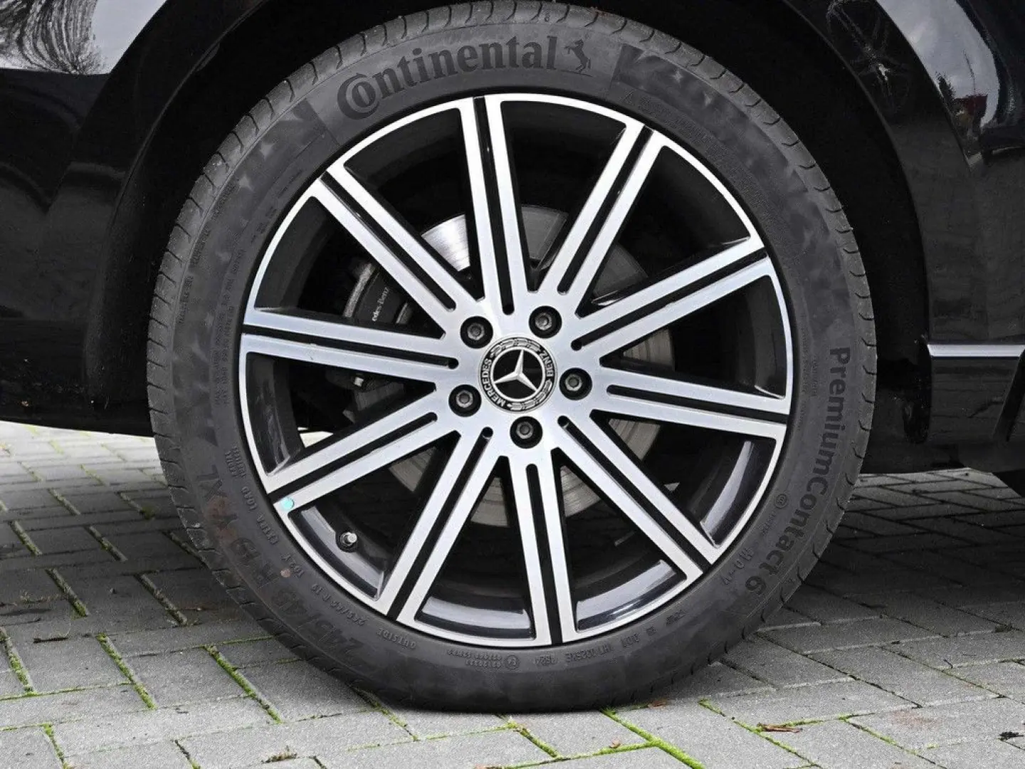 V 300 d 4MATIC EXCLUSIVE Lang AHK Standhz Distr