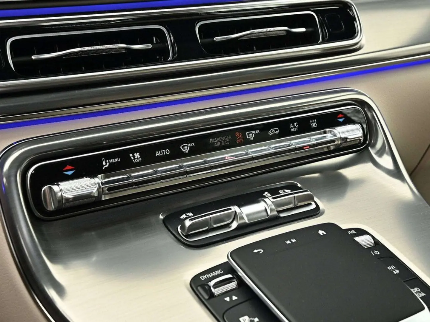 V 300 d 4MATIC EXCLUSIVE Lang AHK Standhz Distr