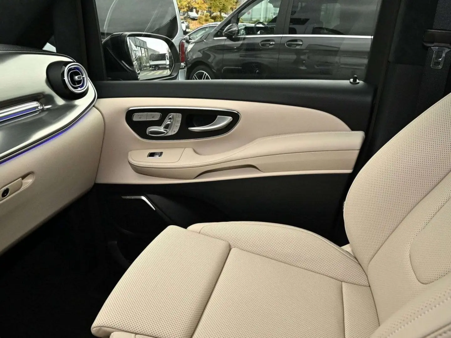 V 300 d 4MATIC EXCLUSIVE Lang AHK Standhz Distr