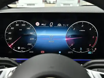 V 300 d 4MATIC EXCLUSIVE Lang AHK Standhz Distr