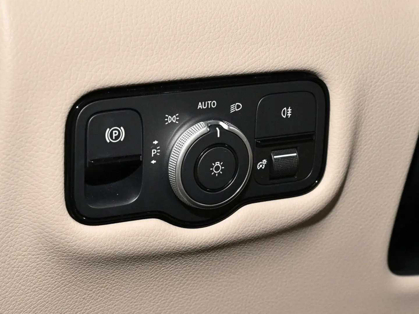 V 300 d 4MATIC EXCLUSIVE Lang AHK Standhz Distr