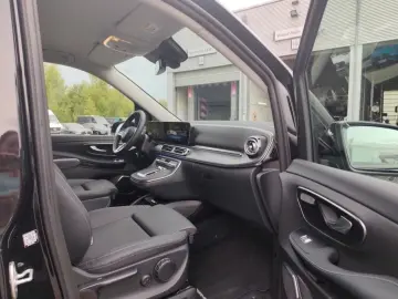 V 250 Avantgarde AMG Pano Airmatic Distr Sitzluf