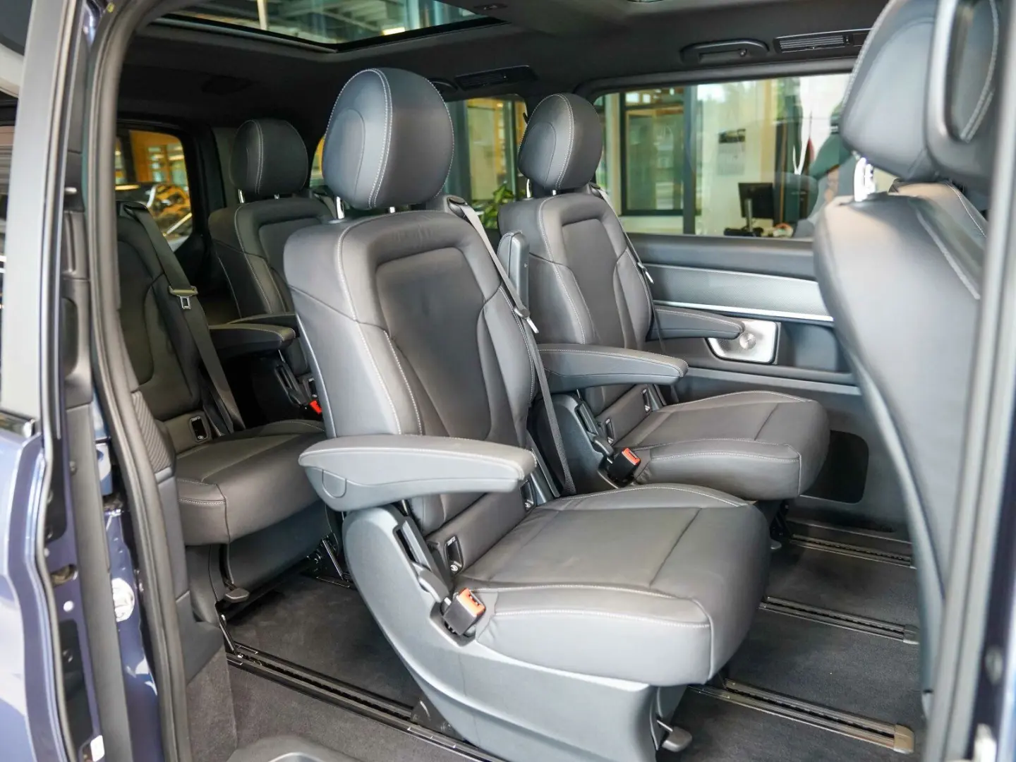 V 250 d AVANTGARDE Lang AMG Line AIRMATIC Pano