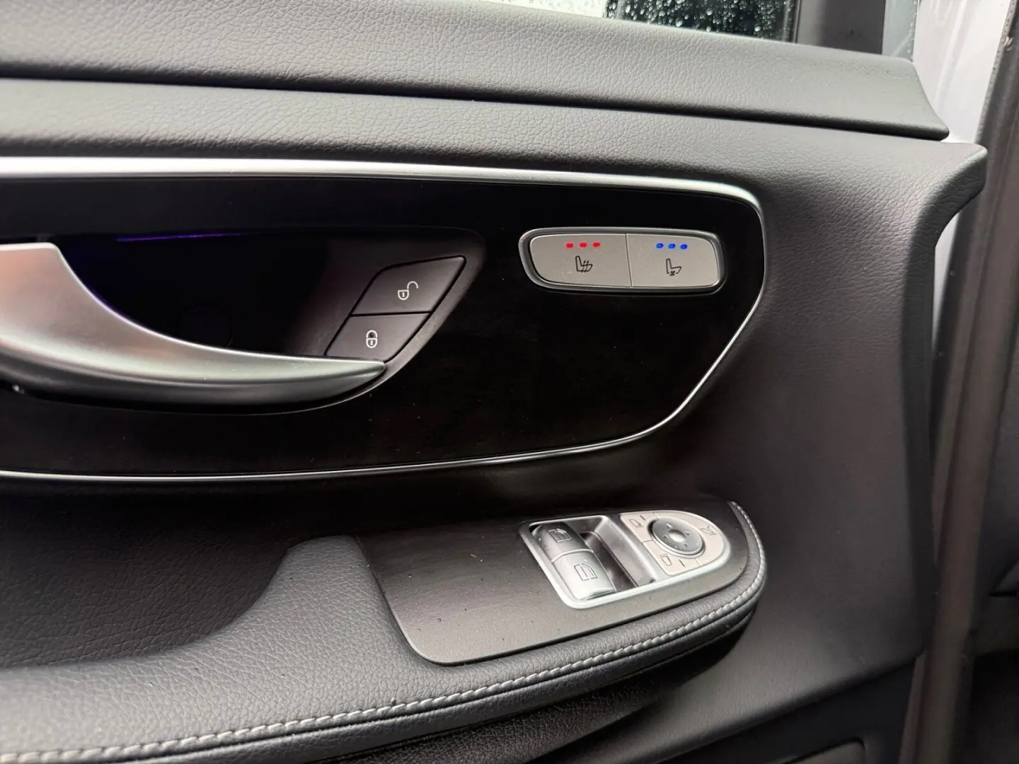 V 300 d Lang  AVANTGARDE AMG AHK 360  PANO