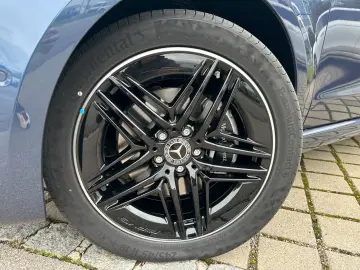 V300d 4MATIC EXCLUSIVE lang DISTR BURM PANO AHK.