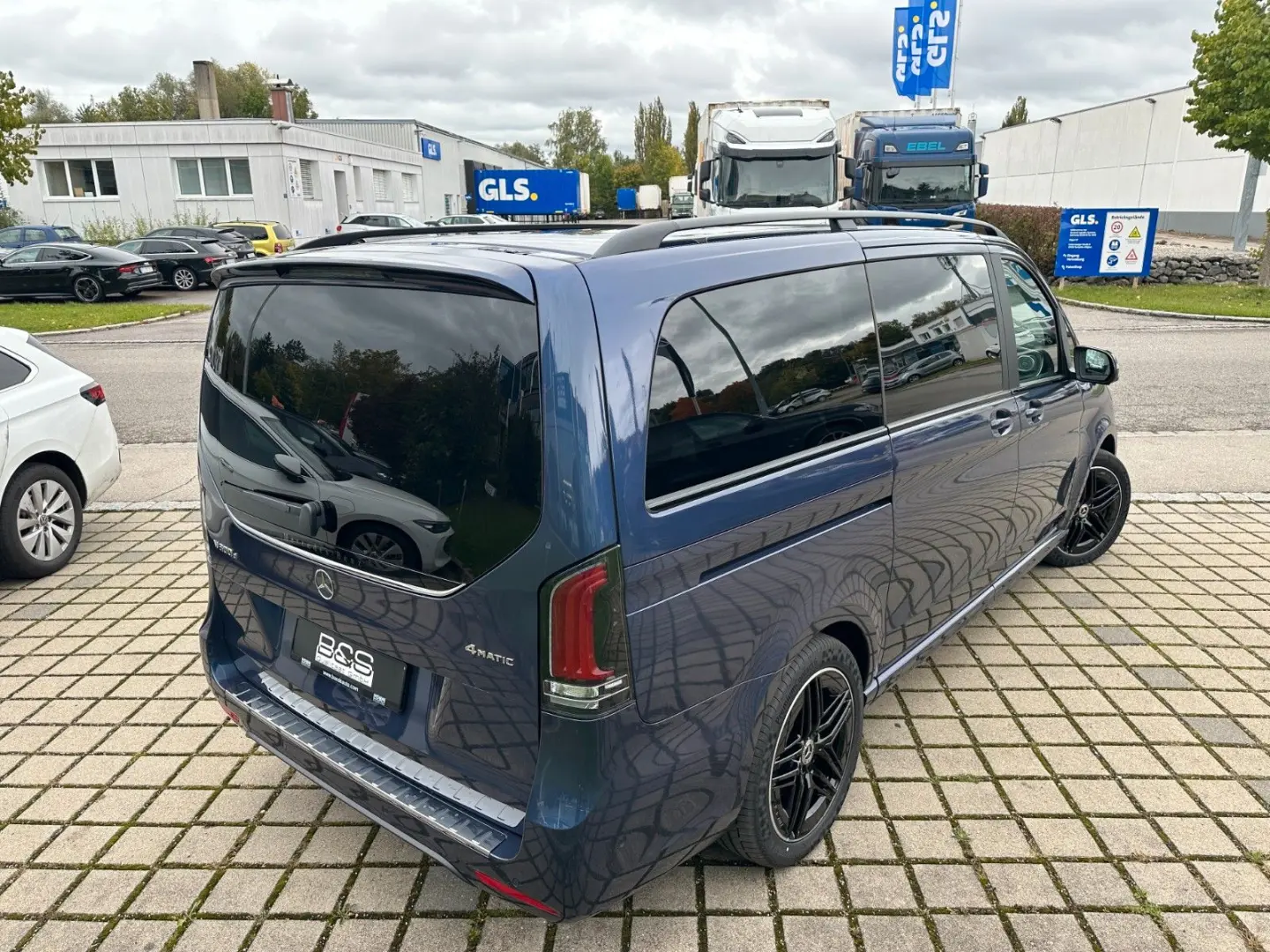 V300d 4MATIC EXCLUSIVE lang DISTR BURM PANO AHK.