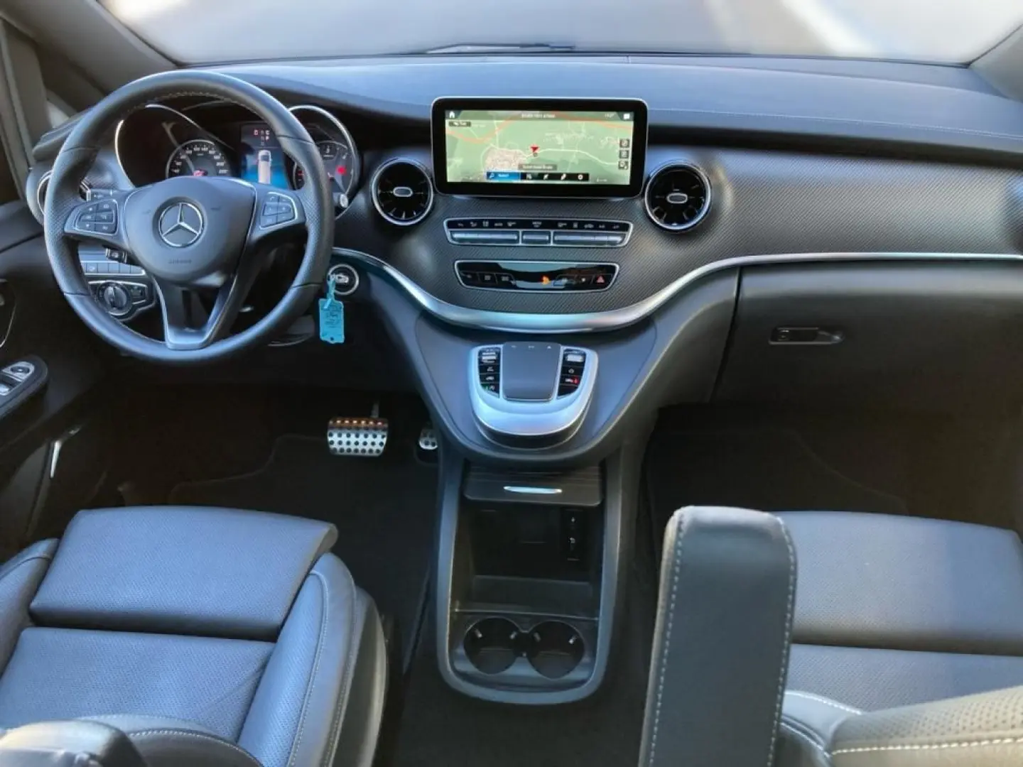 V 300d AVANTGARDE Lang Airmatic 360  LED 2.5tAHK