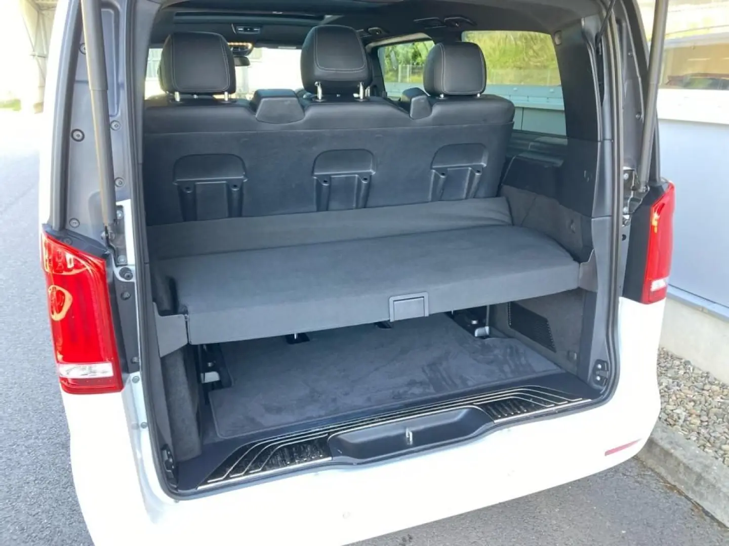 V 300d AVANTGARDE Lang Airmatic 360  LED 2.5tAHK