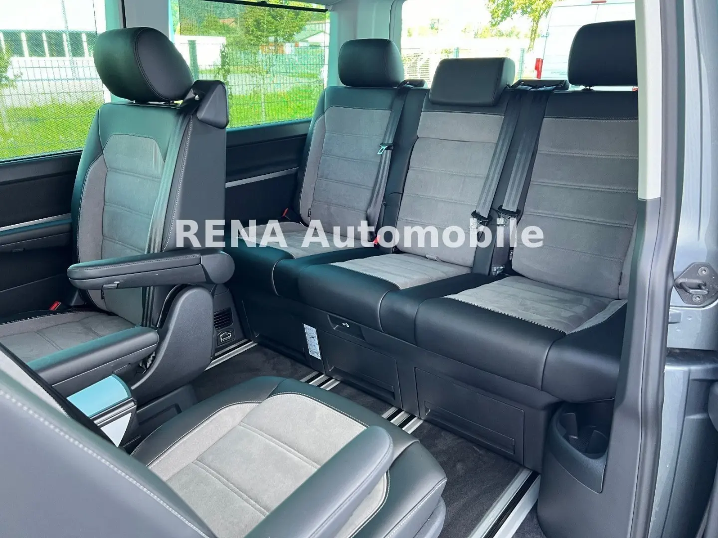 T6 Multivan TwoTone 4motion 18 LMF AHK Leder