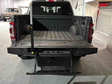 F 150 Titanium 5 0 V8 Vollausstattung