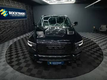 RAM 5.7 V8 HEMI 4x4 BLACK EDITION Longbed 19%