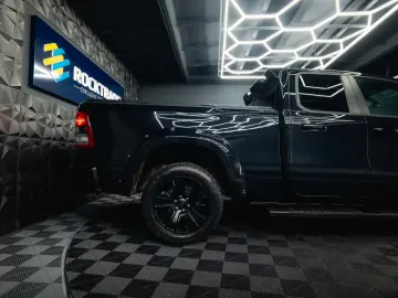 RAM 5.7 V8 HEMI 4x4 BLACK EDITION Longbed 19%