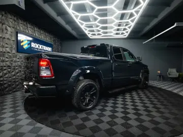 RAM 5.7 V8 HEMI 4x4 BLACK EDITION Longbed 19%