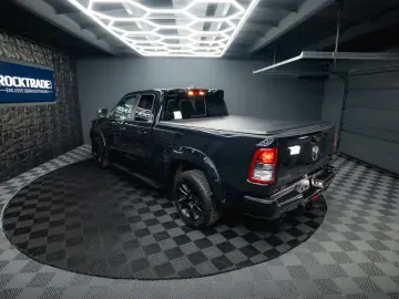 RAM 5.7 V8 HEMI 4x4 BLACK EDITION Longbed 19%