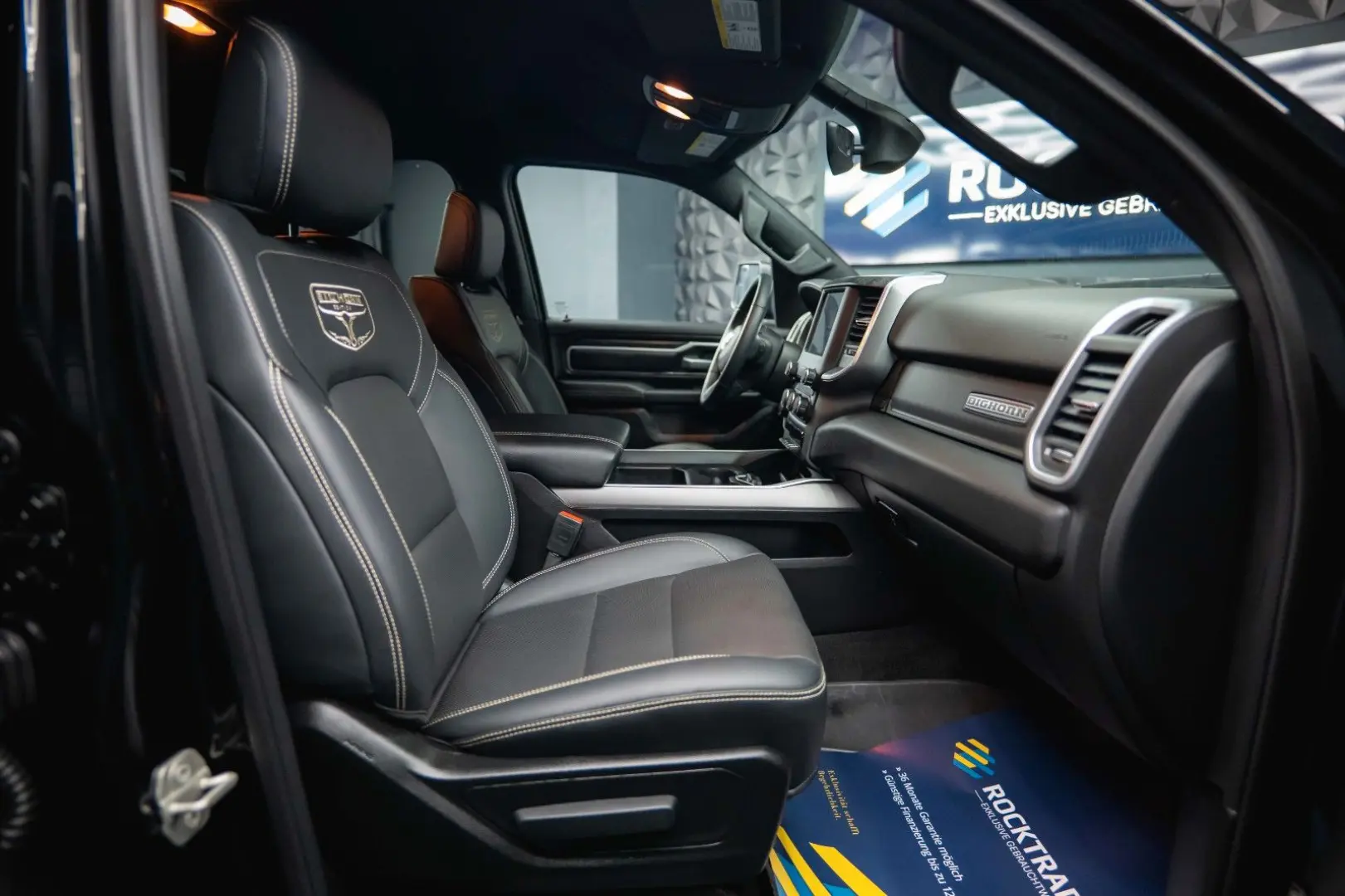 RAM 5.7 V8 HEMI 4x4 BLACK EDITION Longbed 19%